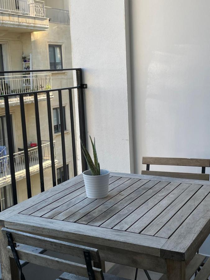 Spacious Seaview Sliema Apt, Steps From Valletta Ferry Εξωτερικό φωτογραφία