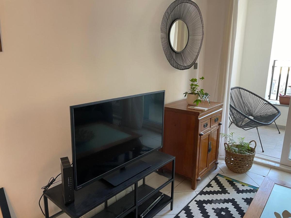 Spacious Seaview Sliema Apt, Steps From Valletta Ferry Εξωτερικό φωτογραφία