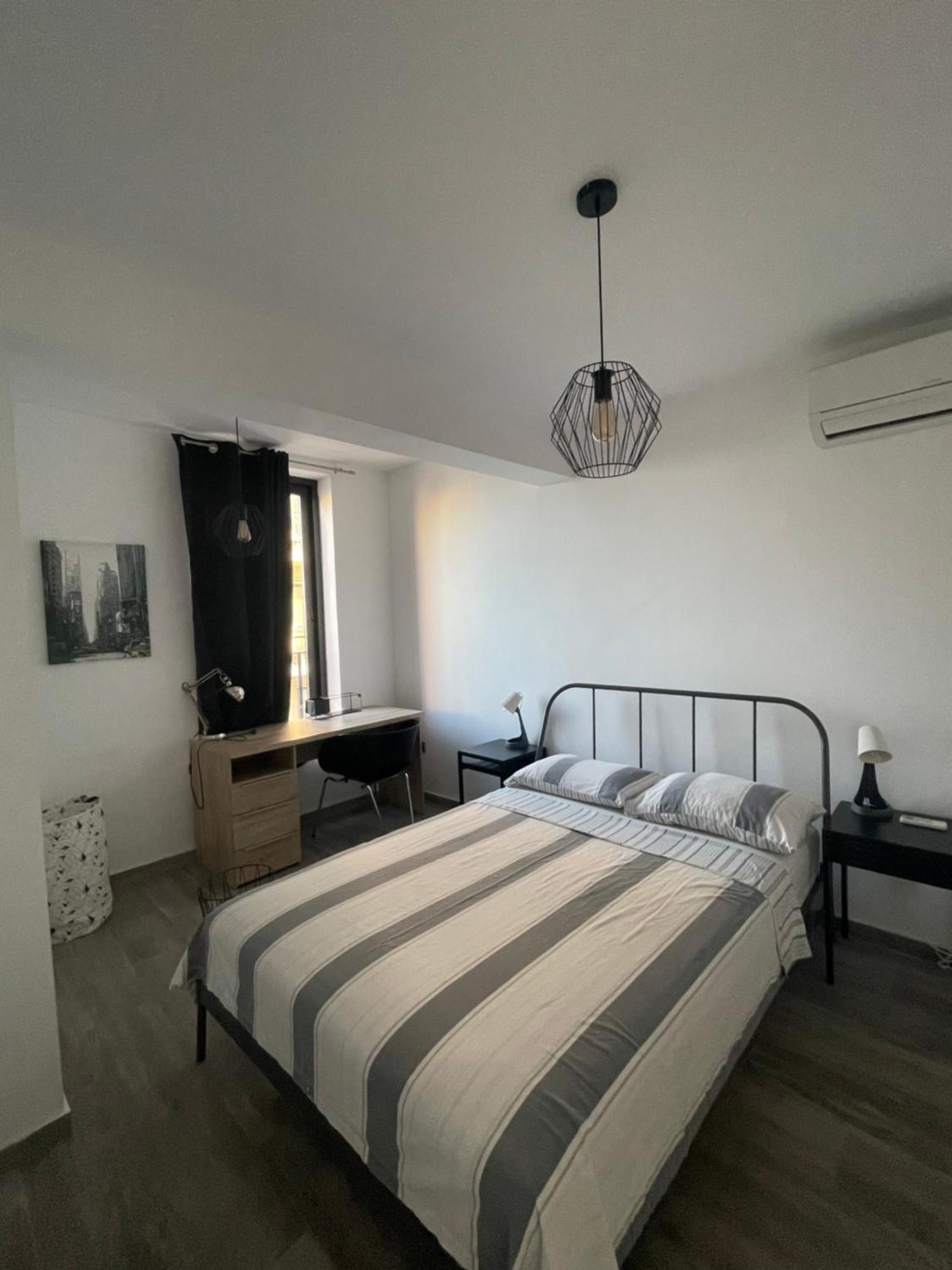 Spacious Seaview Sliema Apt, Steps From Valletta Ferry Εξωτερικό φωτογραφία