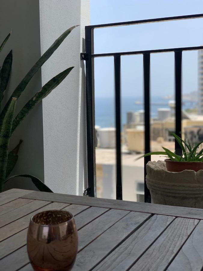Spacious Seaview Sliema Apt, Steps From Valletta Ferry Εξωτερικό φωτογραφία